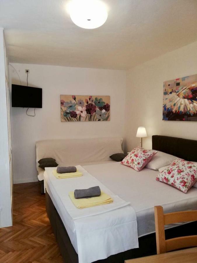 Apartments Iva Und Franka Omiš Exteriér fotografie